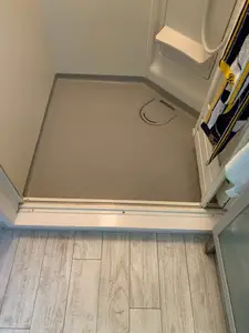 室内木部を綺麗に塗装リペア